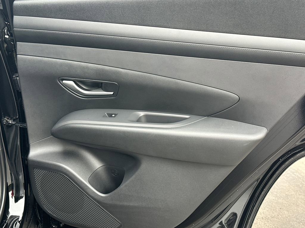New 2026 Hyundai Tucson SEL FWD image 17