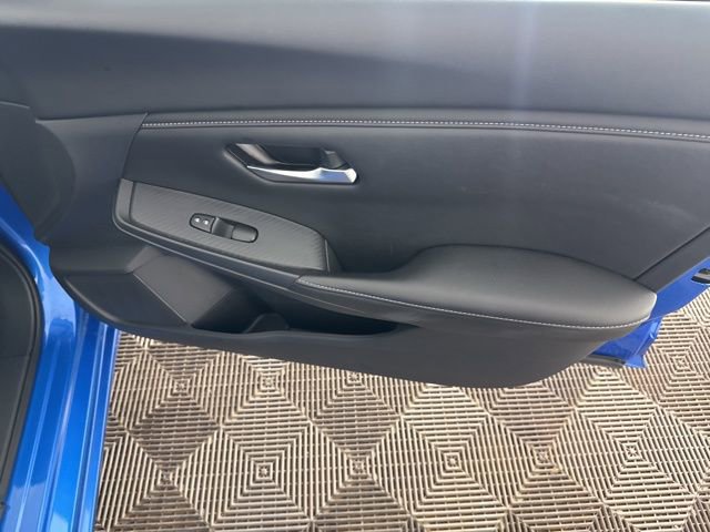 Used 2025 Nissan Sentra SV image 24