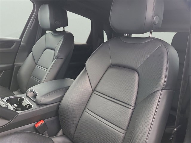 Used 2021 Porsche Cayenne image 18