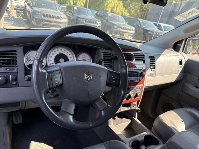 Used 2004 Dodge Durango SLT AWD/4WD image 18
