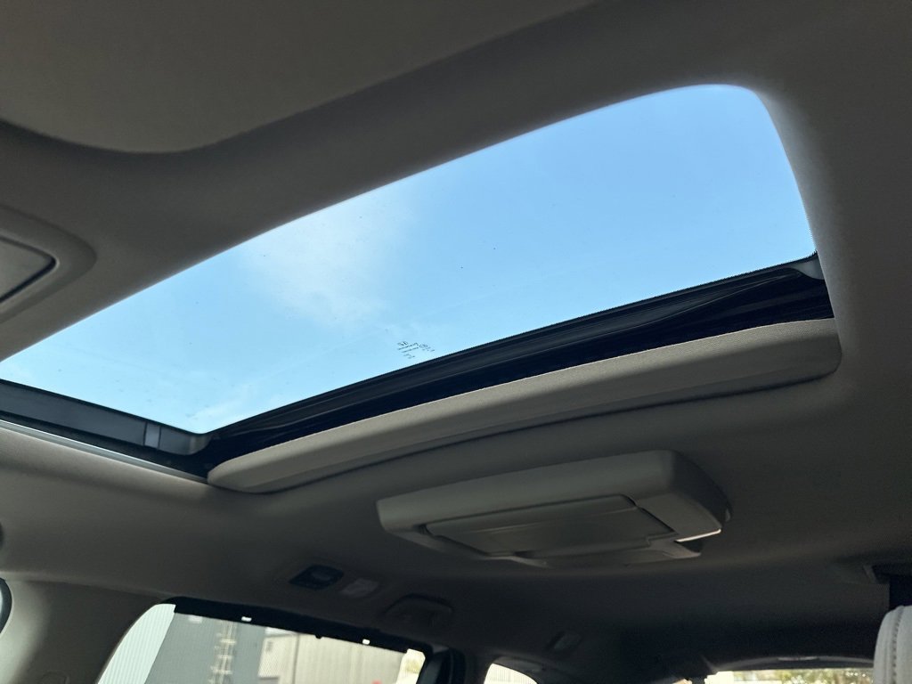 Used 2018 Honda Odyssey Elite image 46