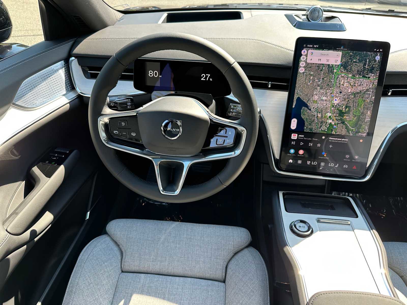 New 2025 Volvo EX90 Ultra w/ Protection Package Premier image 18