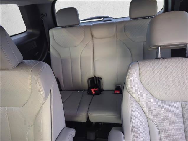 Used 2023 Hyundai Palisade SEL w/ Premium Package AWD/4WD image 9