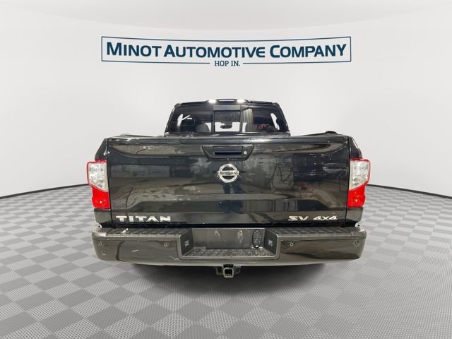 Used 2019 Nissan Titan SV w/ SV Convenience Package image 7