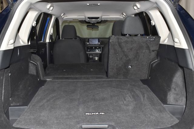Used 2025 Nissan Rogue SV image 32