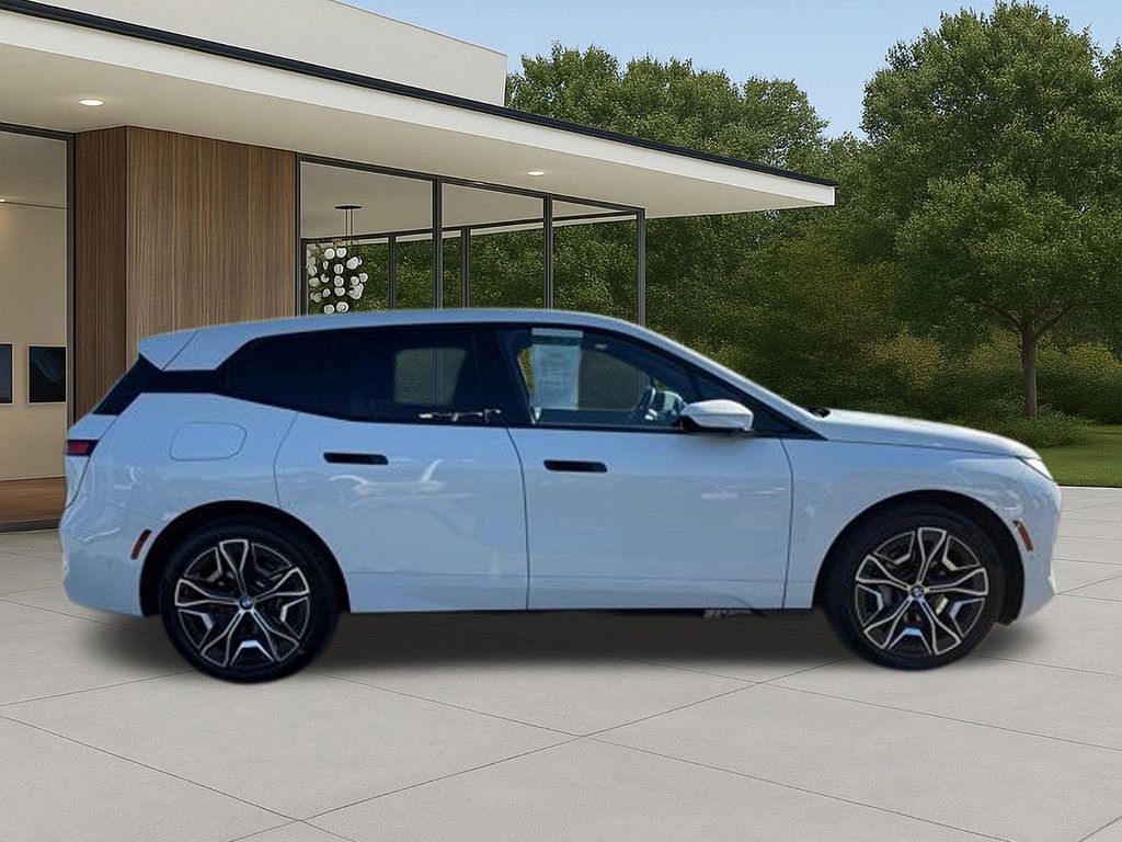 Used 2026 BMW iX xDrive45 image 6