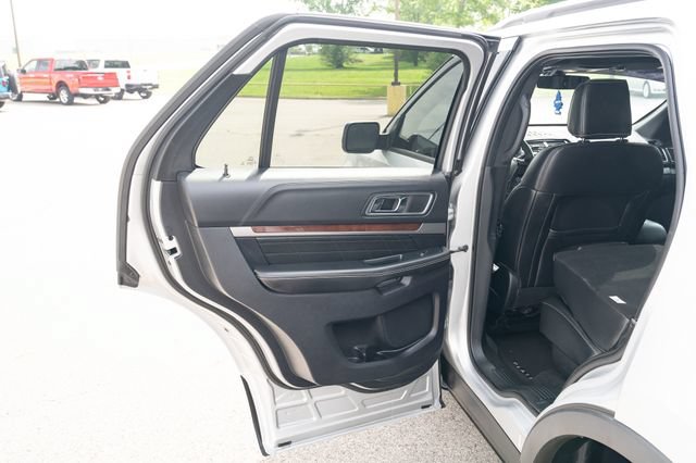 Used 2019 Ford Explorer Platinum AWD/4WD image 14