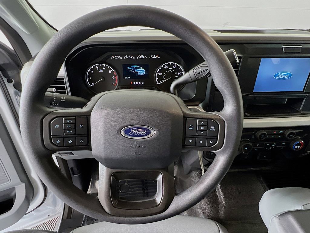 New 2026 Ford F350 XL w/ XL Chrome Package image 8