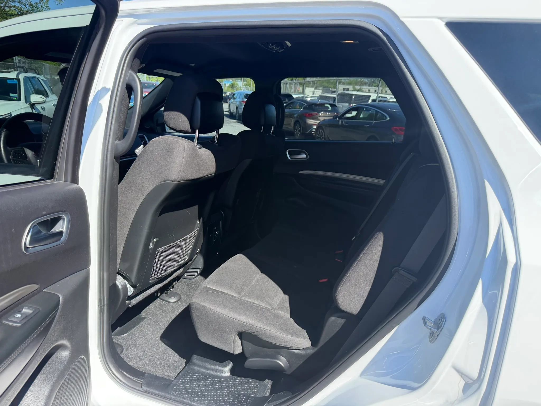 Used 2019 Dodge Durango SXT RWD image 30