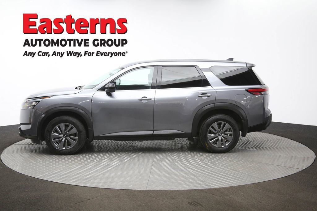 Used 2024 Nissan Pathfinder S AWD/4WD image 59