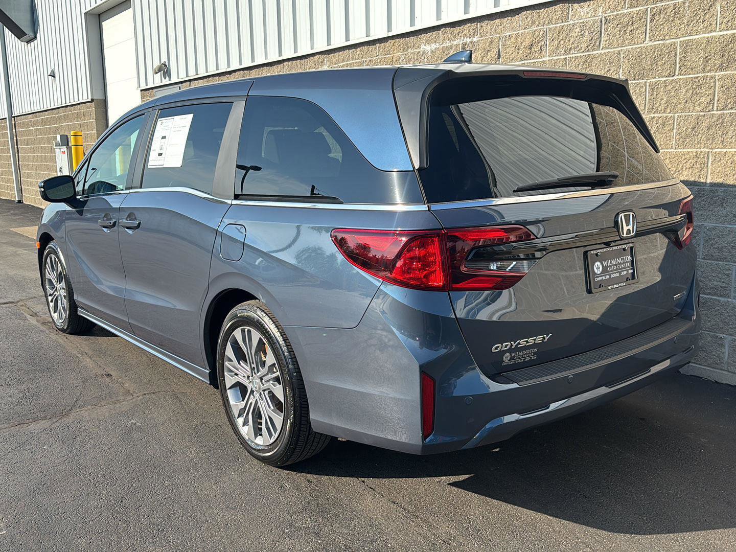 Used 2025 Honda Odyssey Touring image 39