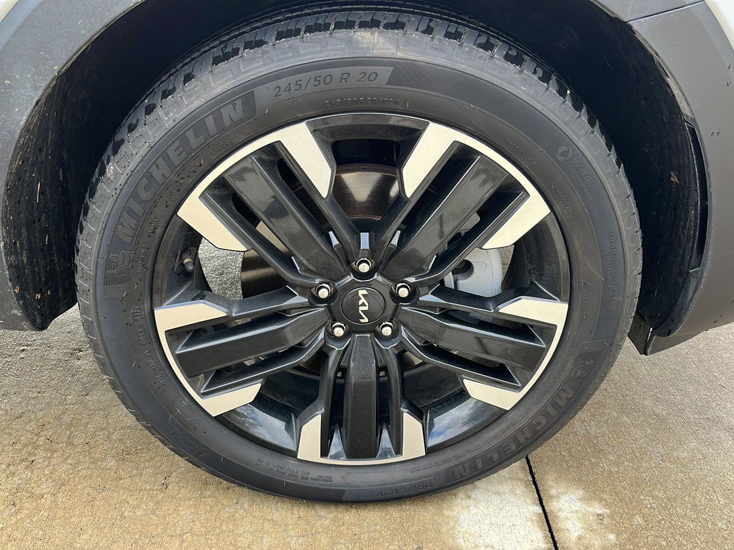 Used 2024 Kia Telluride SX image 26