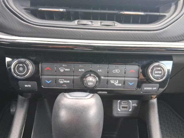 Used 2025 Jeep Compass Trailhawk AWD/4WD image 24
