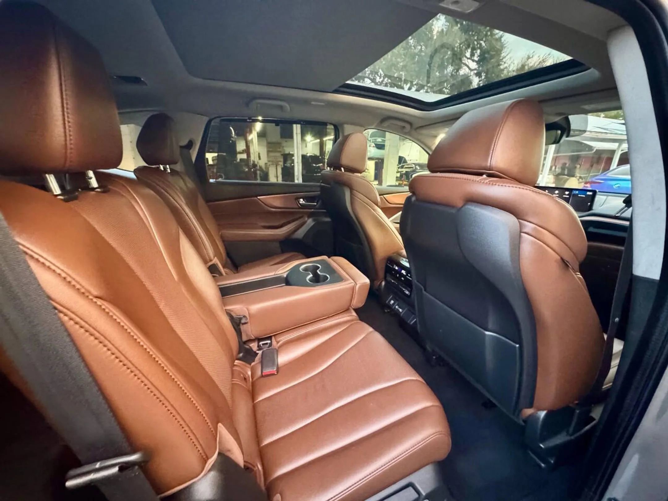 Used 2022 Acura MDX FWD w/ Technology Package image 23