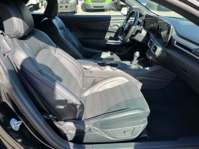 Certified 2026 Ford Mustang Premium RWD image 17