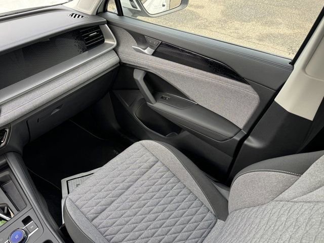 Used 2025 Volkswagen Tiguan S AWD/4WD image 16