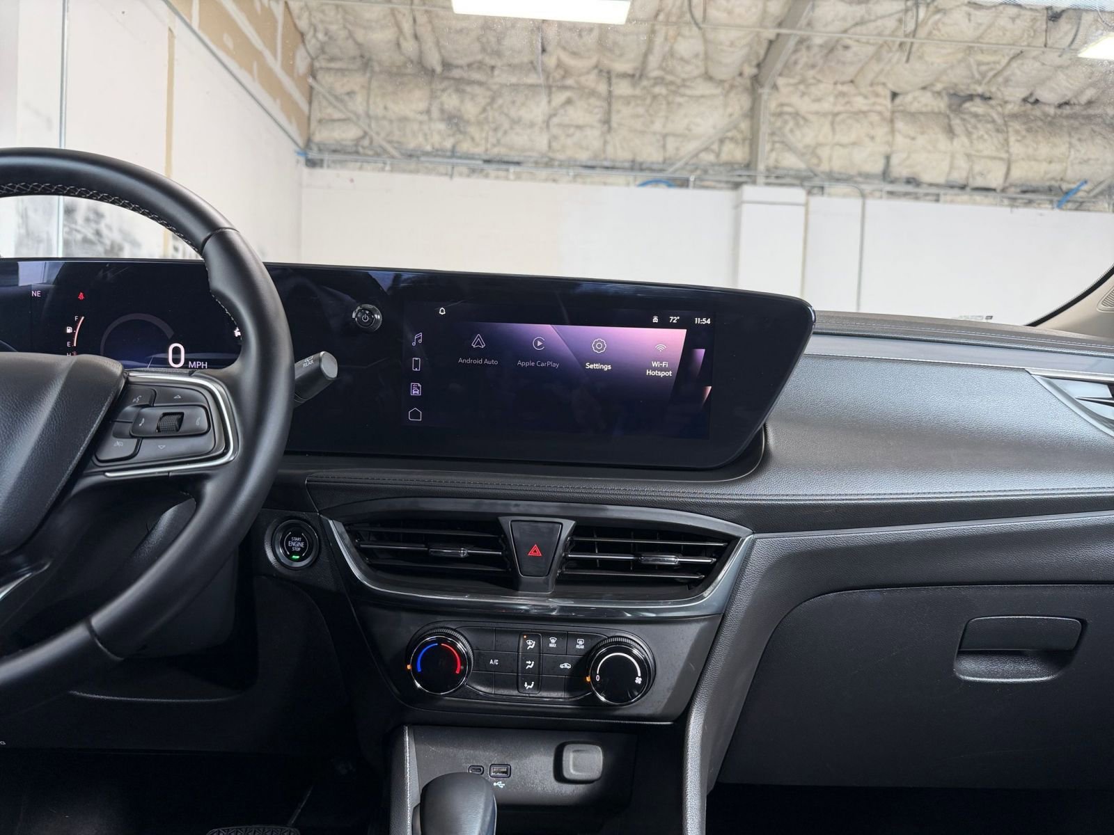 Used 2025 Buick Encore GX Preferred image 18