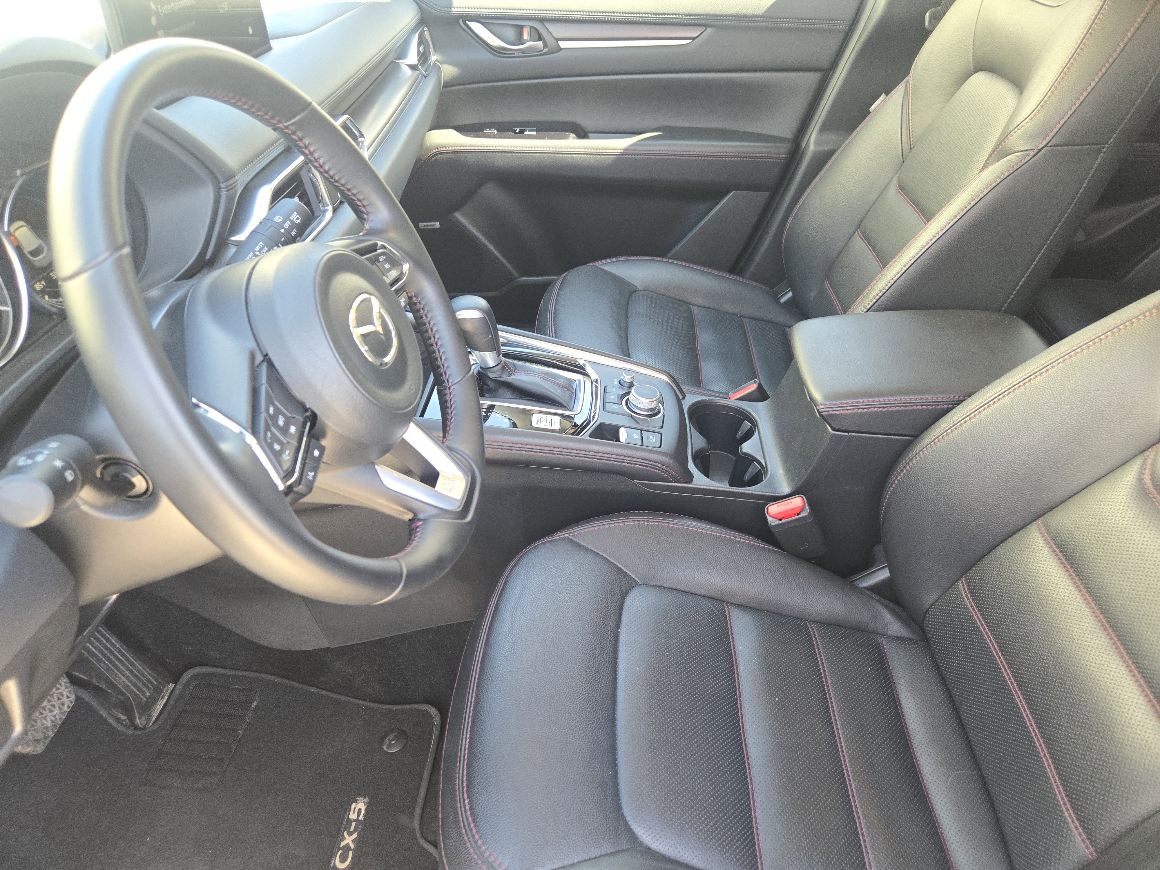 Used 2025 MAZDA CX-5 Carbon Edition image 16