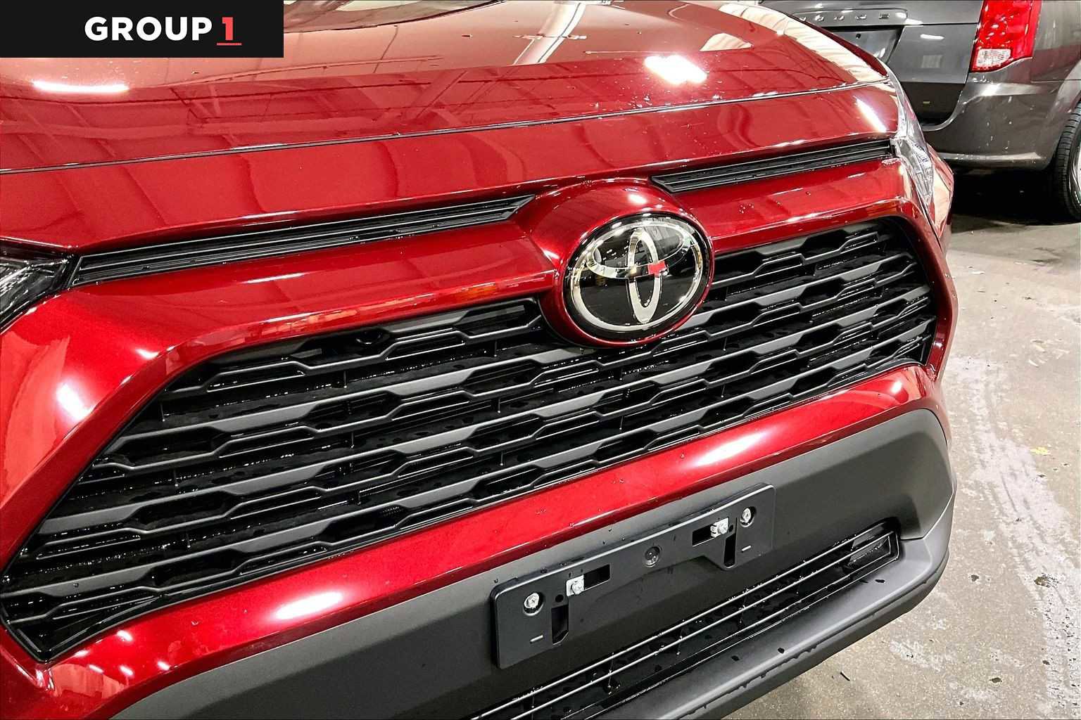 Used 2025 Toyota RAV4 XLE image 29