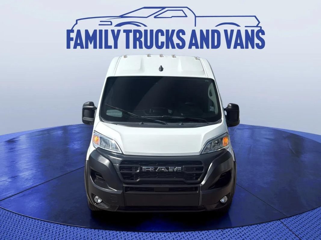 Used 2025 RAM ProMaster 2500 w/ Convenience Group FWD image 8
