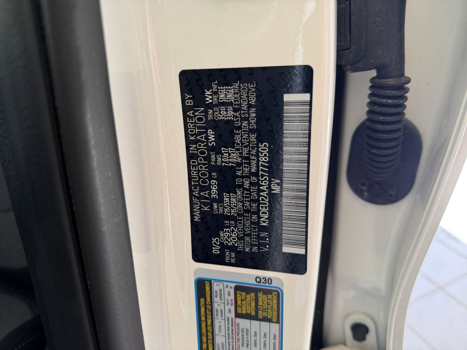 Used 2025 Kia Seltos S image 24