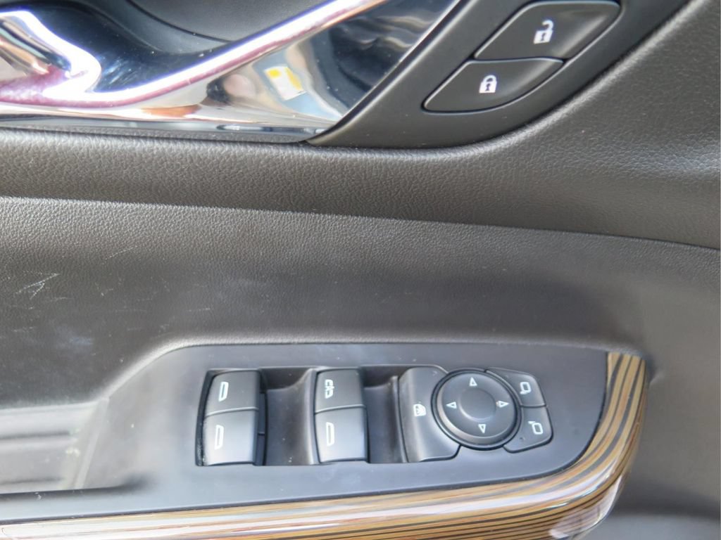 Certified 2021 GMC Acadia SLE FWD image 10