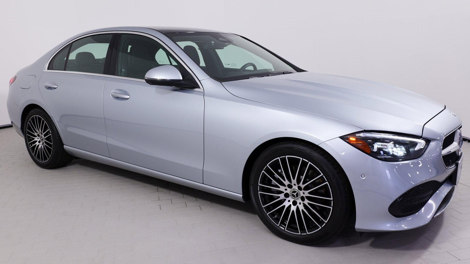 Used 2023 Mercedes-Benz C 300 4MATIC Sedan image 12