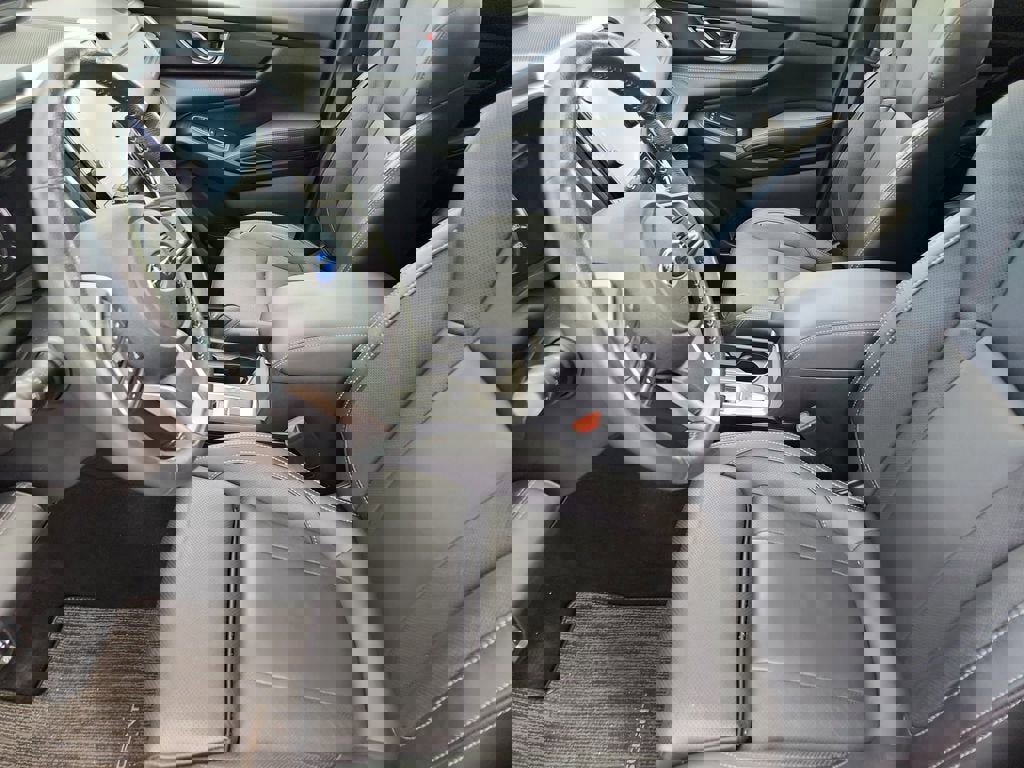 Used 2023 Subaru Ascent Limited w/ Technology Package image 9