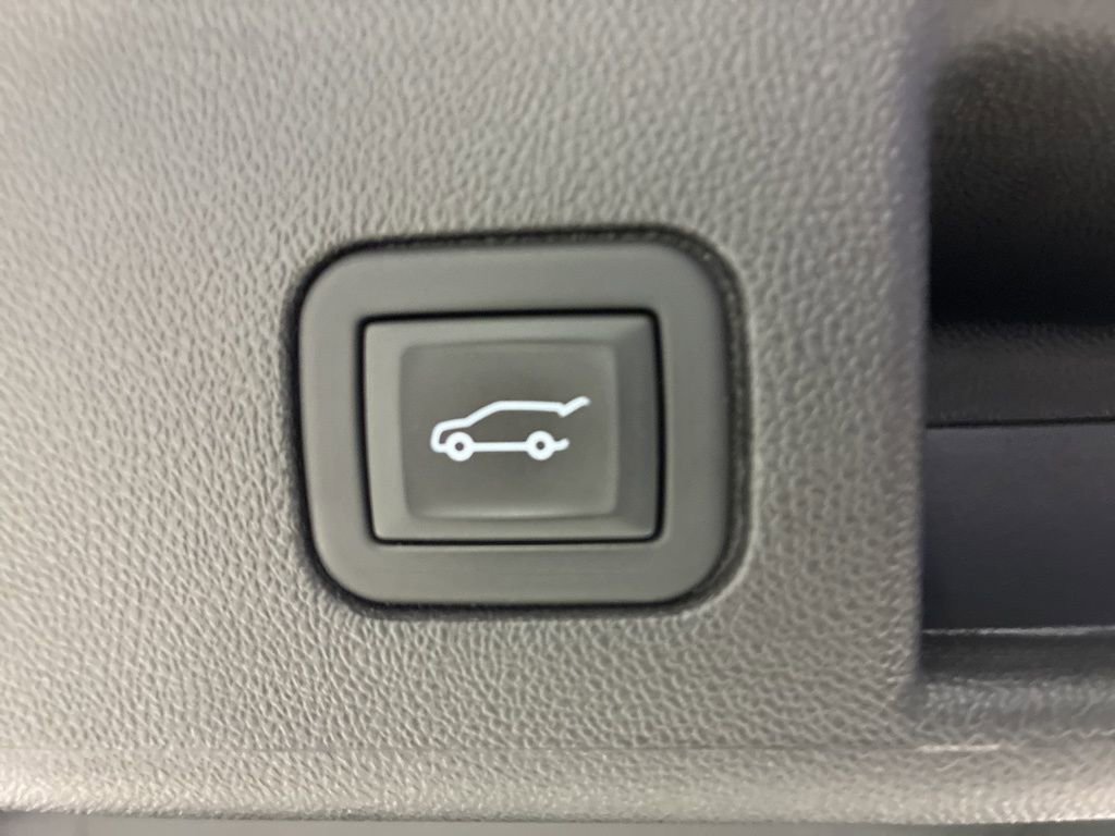 Used 2024 Chevrolet Equinox LT AWD/4WD image 36