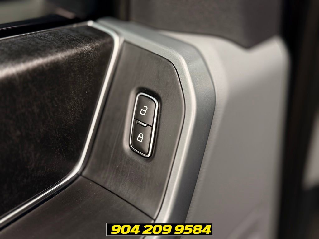 Used 2022 Ford F150 4x4 SuperCrew image 18