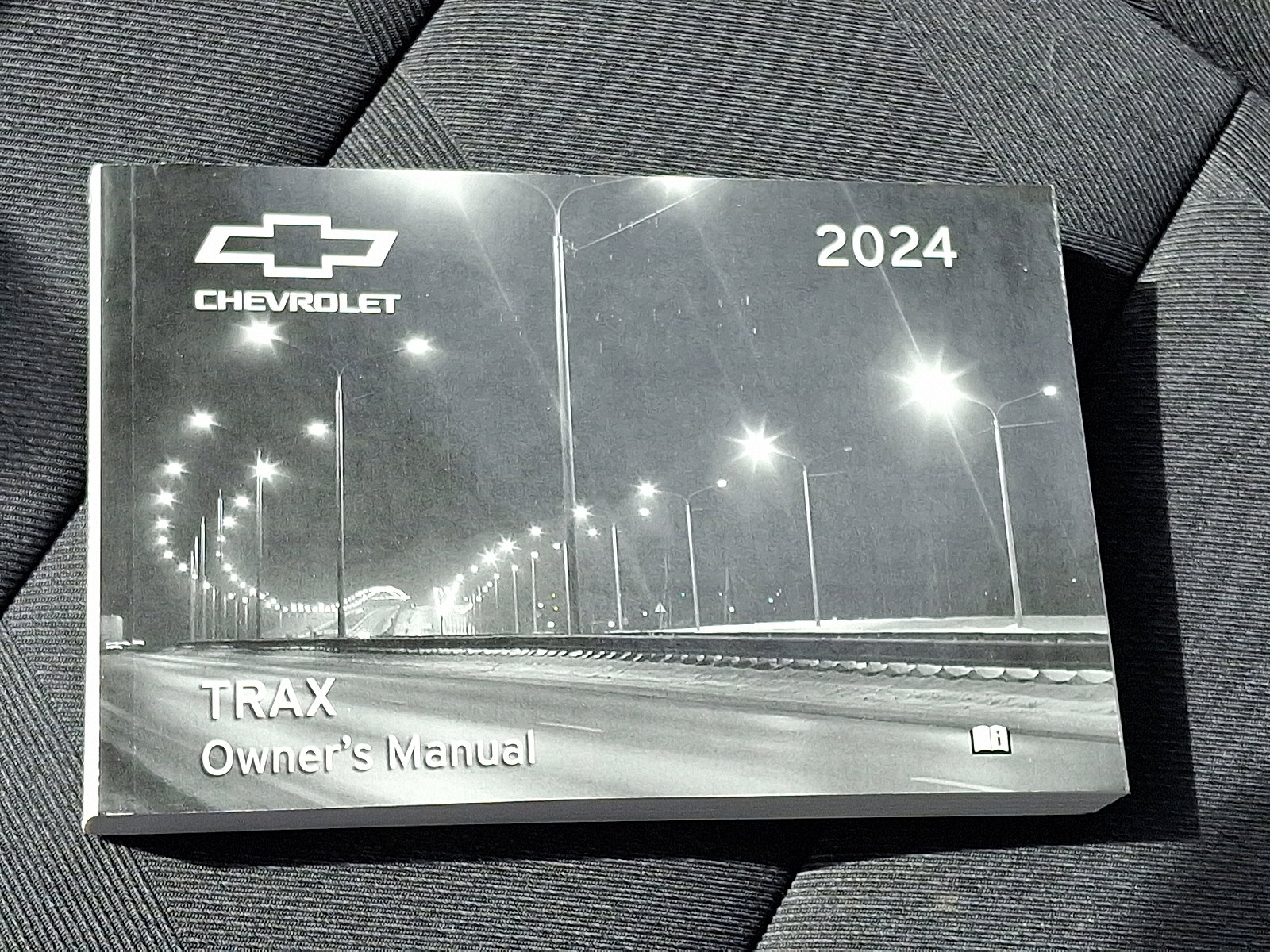 Used 2024 Chevrolet Trax LS image 26