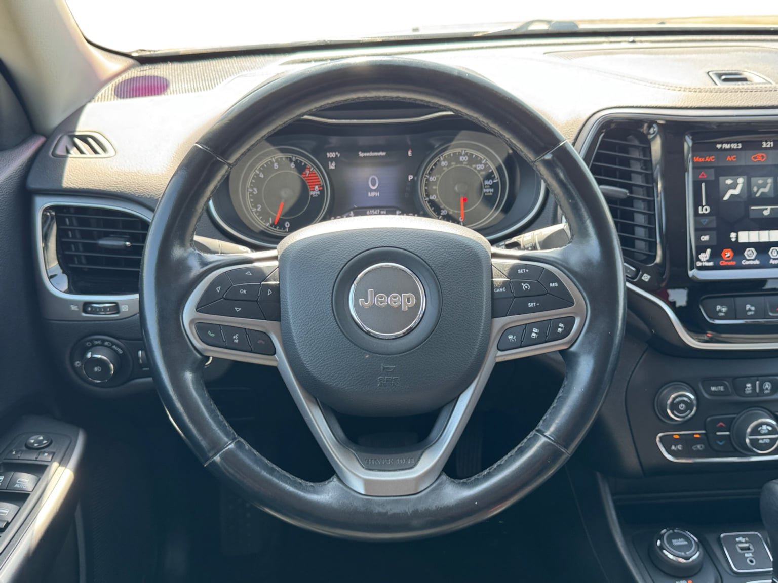 Used 2021 Jeep Cherokee Limited AWD/4WD image 13