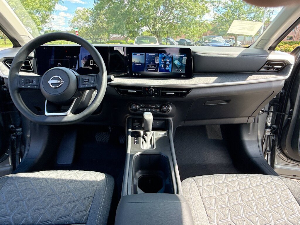New 2026 Nissan Kicks SV w/ Cold Weather Package AWD/4WD image 3