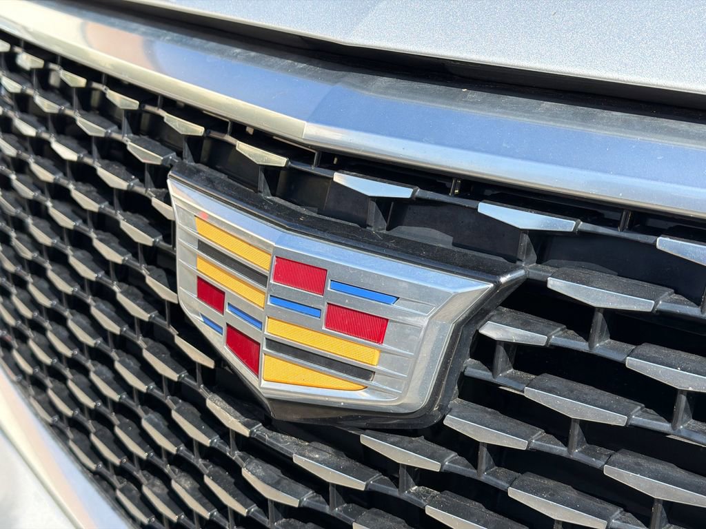 Used 2020 Cadillac XT6 Premium Luxury w/ LPO, Floor Liner Package image 16