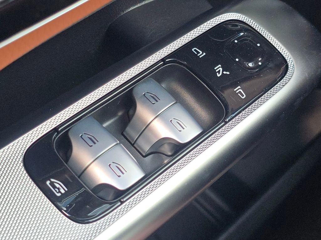 New 2026 Mercedes-Benz GLC 300 4MATIC image 28