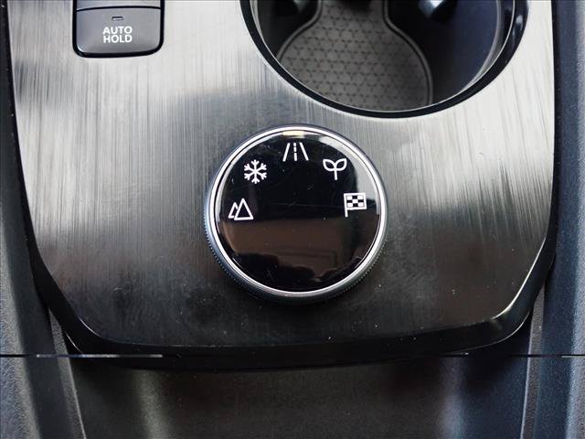 Used 2024 Nissan Rogue S AWD/4WD image 20