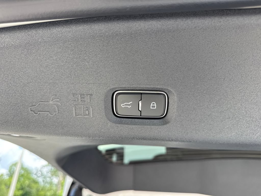New 2027 Ford Expedition Tremor w/ Driver's Package AWD/4WD image 17