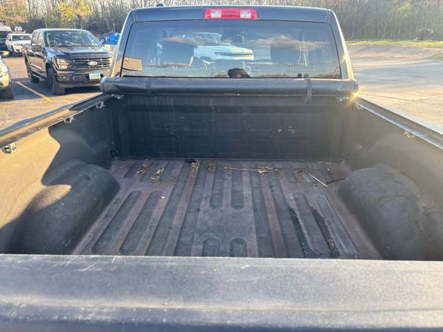 Used 2015 RAM 1500 Express w/ Black Ram 1500 Express Group AWD/4WD image 9