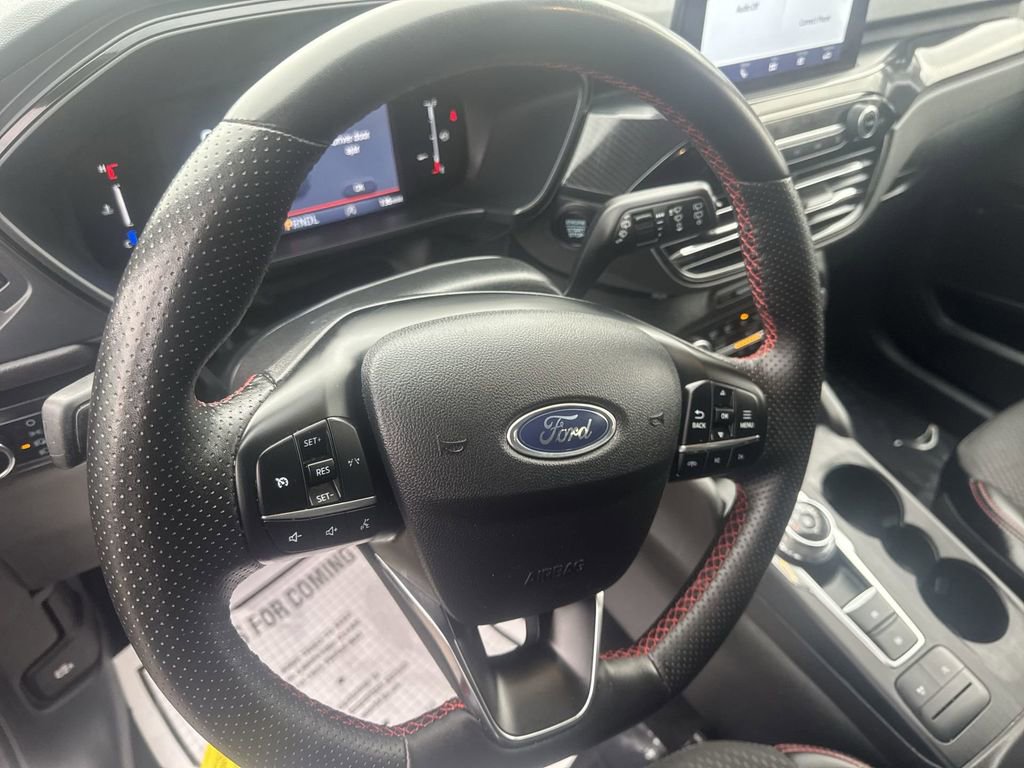 Used 2025 Ford Escape ST-Line Select image 14