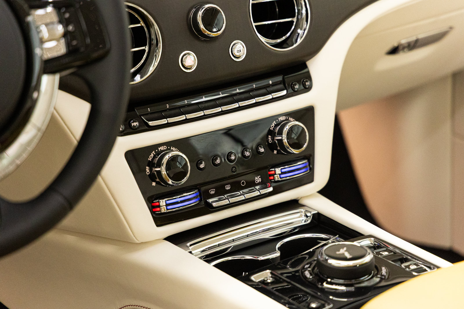 Certified 2024 Rolls-Royce Spectre w/ Spectre Launch Package AWD/4WD image 27