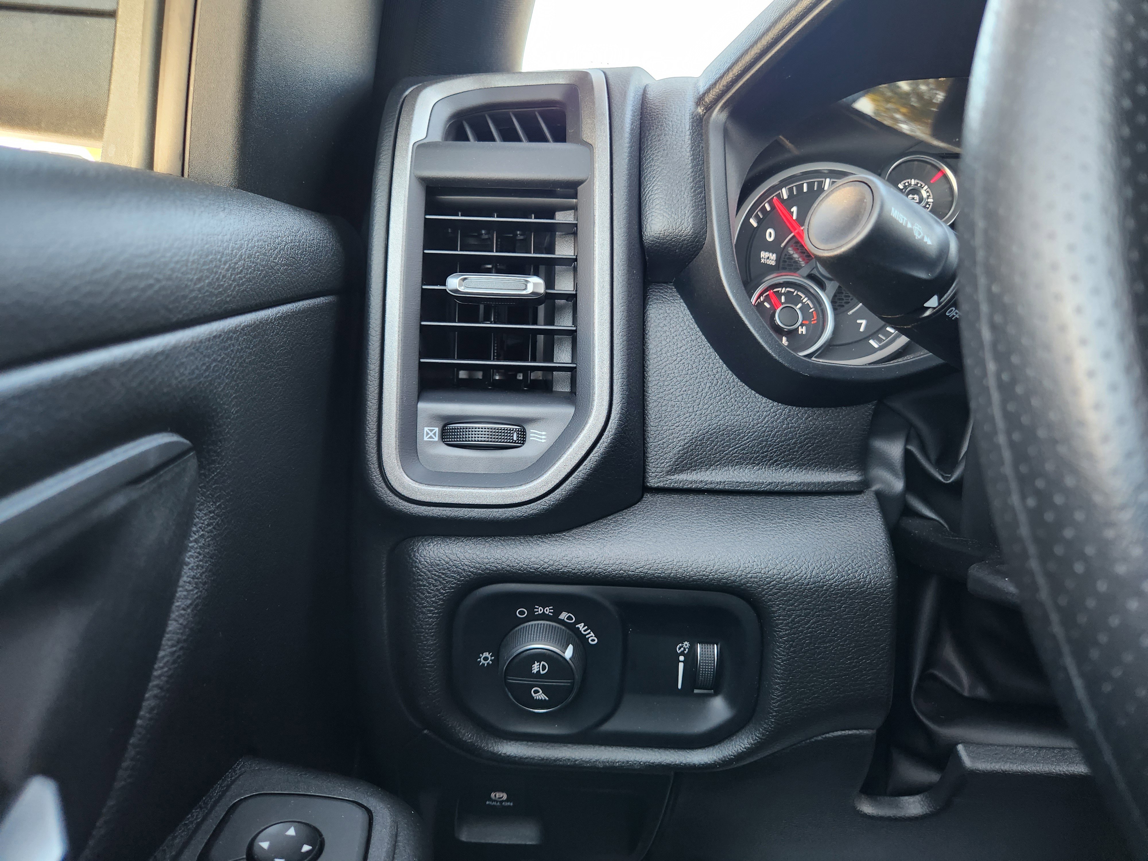 New 2025 RAM 1500 Tradesman w/ Night Edition image 15