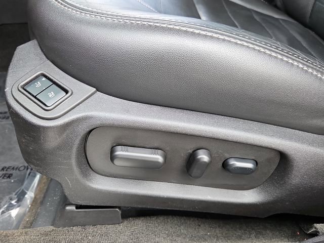 Used 2017 Ford Taurus SHO image 12