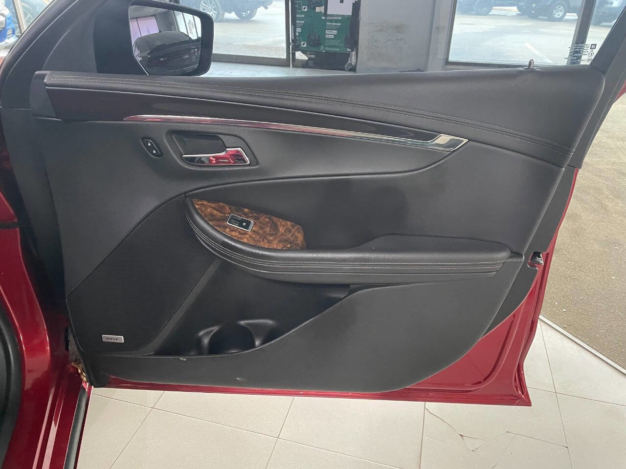 Used 2014 Chevrolet Impala LT image 27