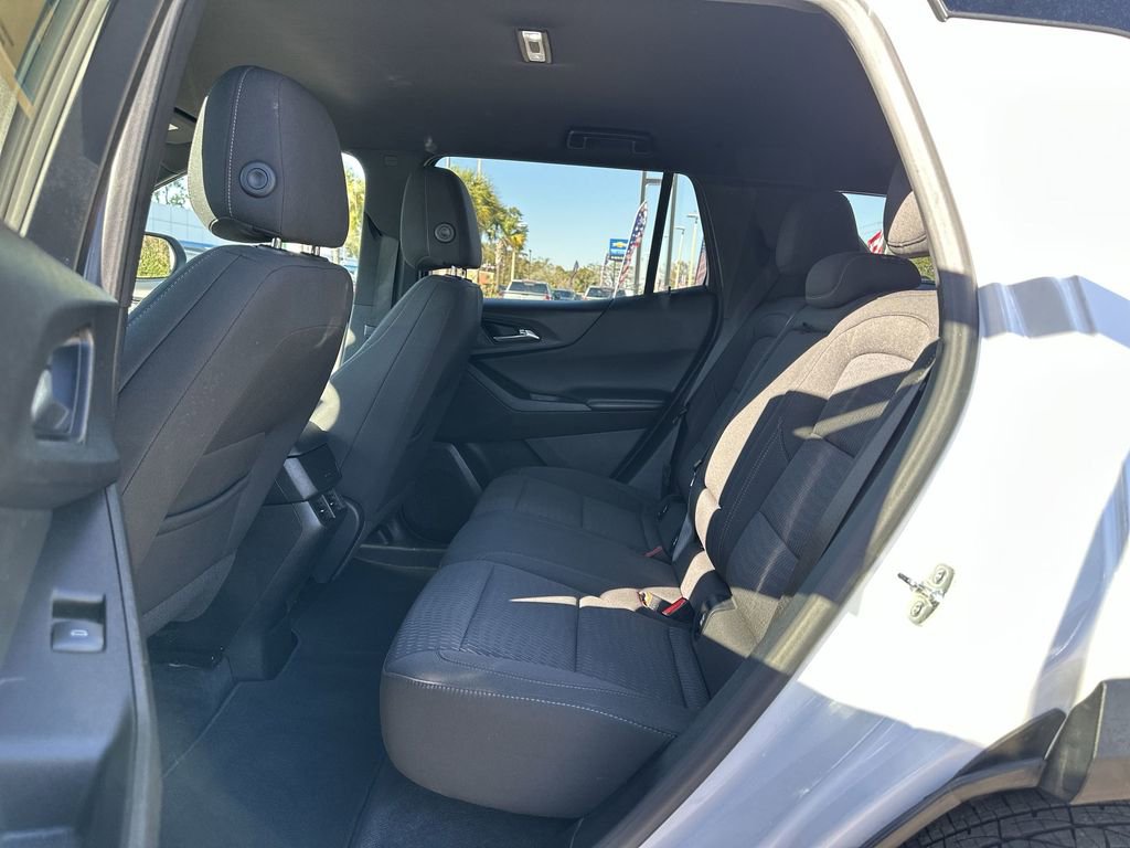 Used 2025 Chevrolet Equinox LT image 26