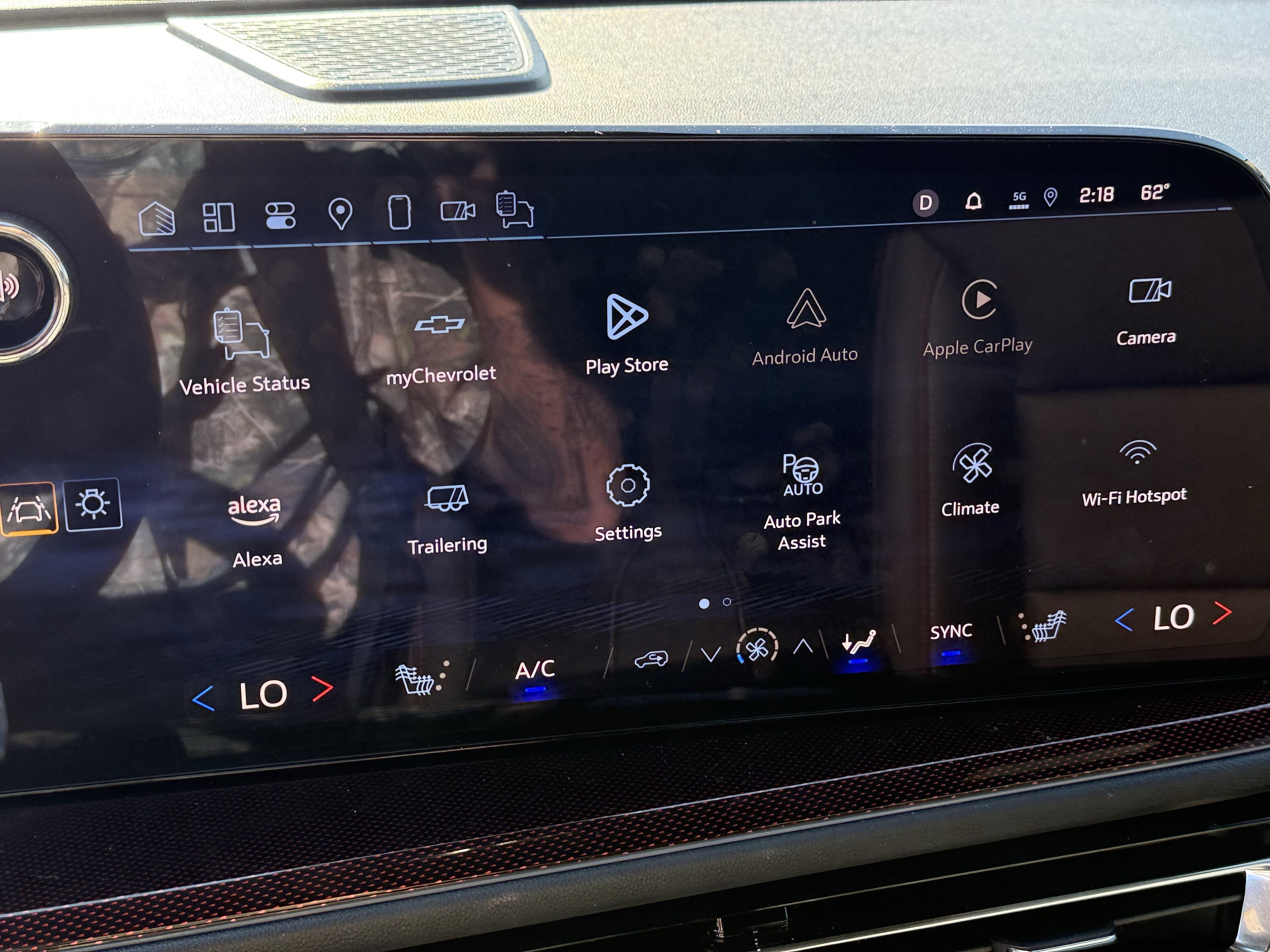 Used 2025 Chevrolet Traverse Z71 w/ Enhanced Driving Package image 20