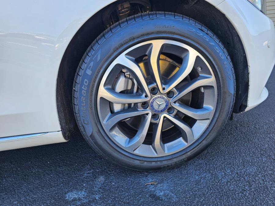 Used 2015 Mercedes-Benz C 300 4MATIC Sedan w/ Premium 1 Package image 33