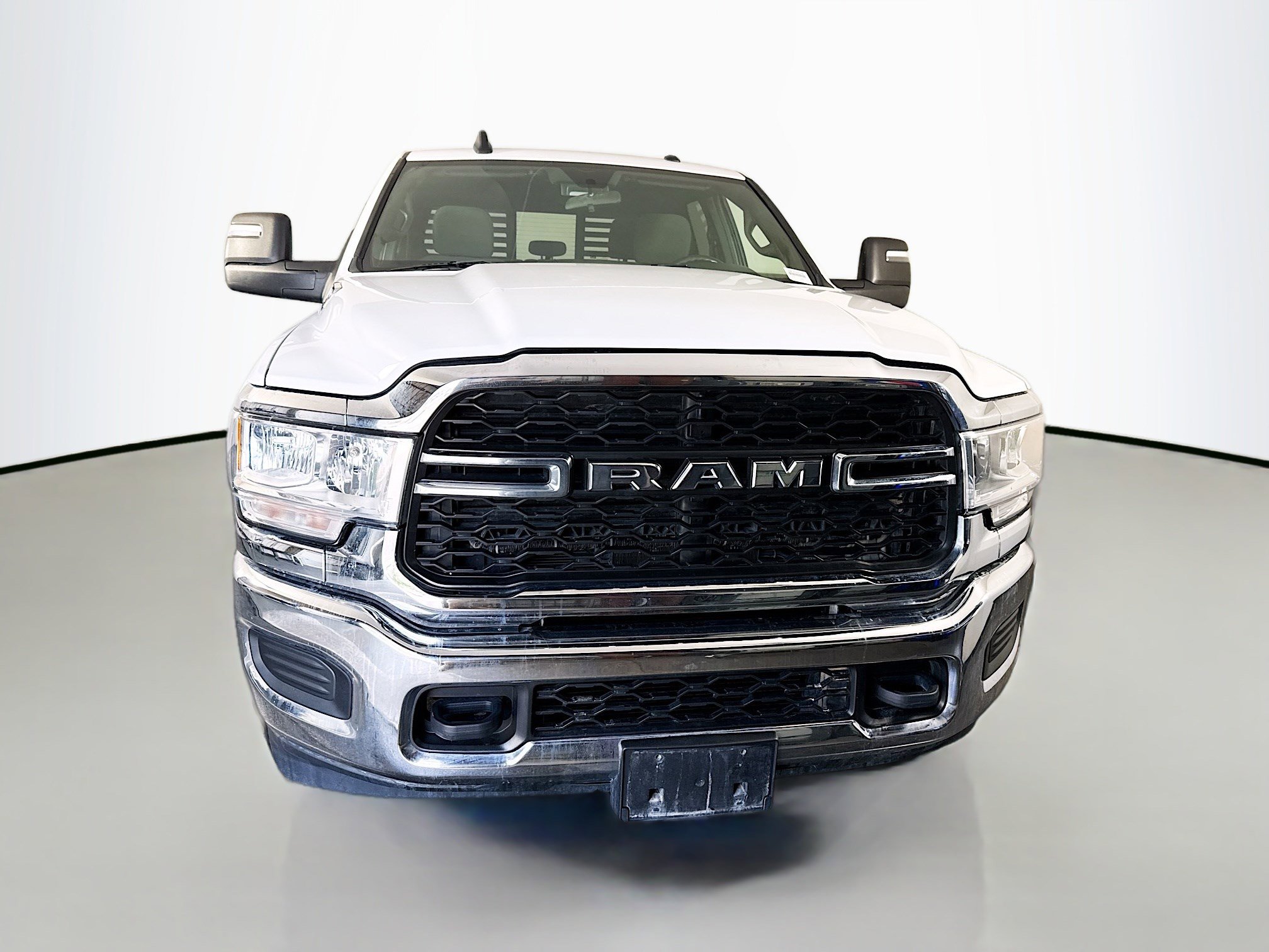 Used 2023 RAM 2500 Tradesman image 2