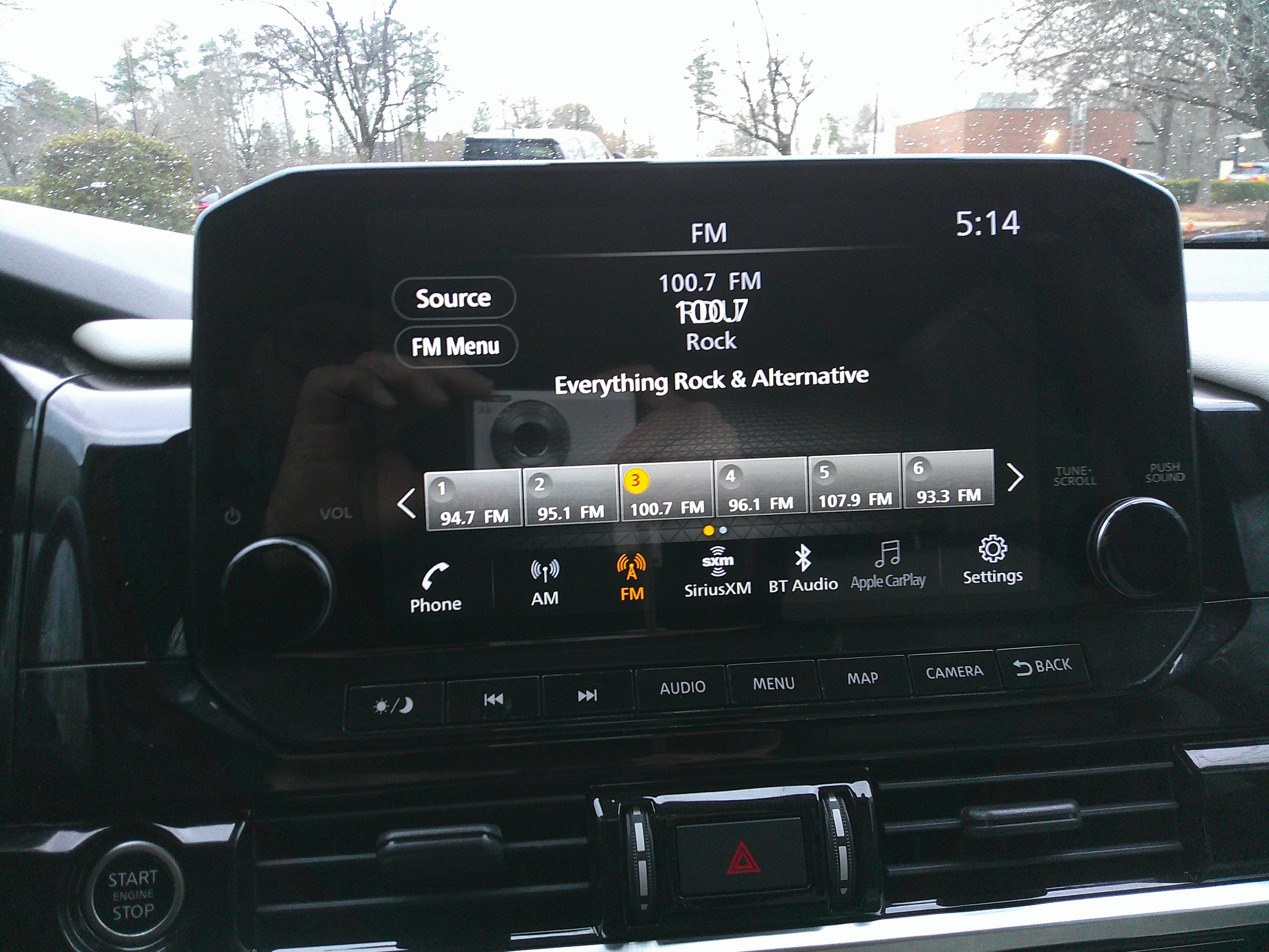 Used 2022 Nissan Pathfinder SL w/ SL Black Package image 26