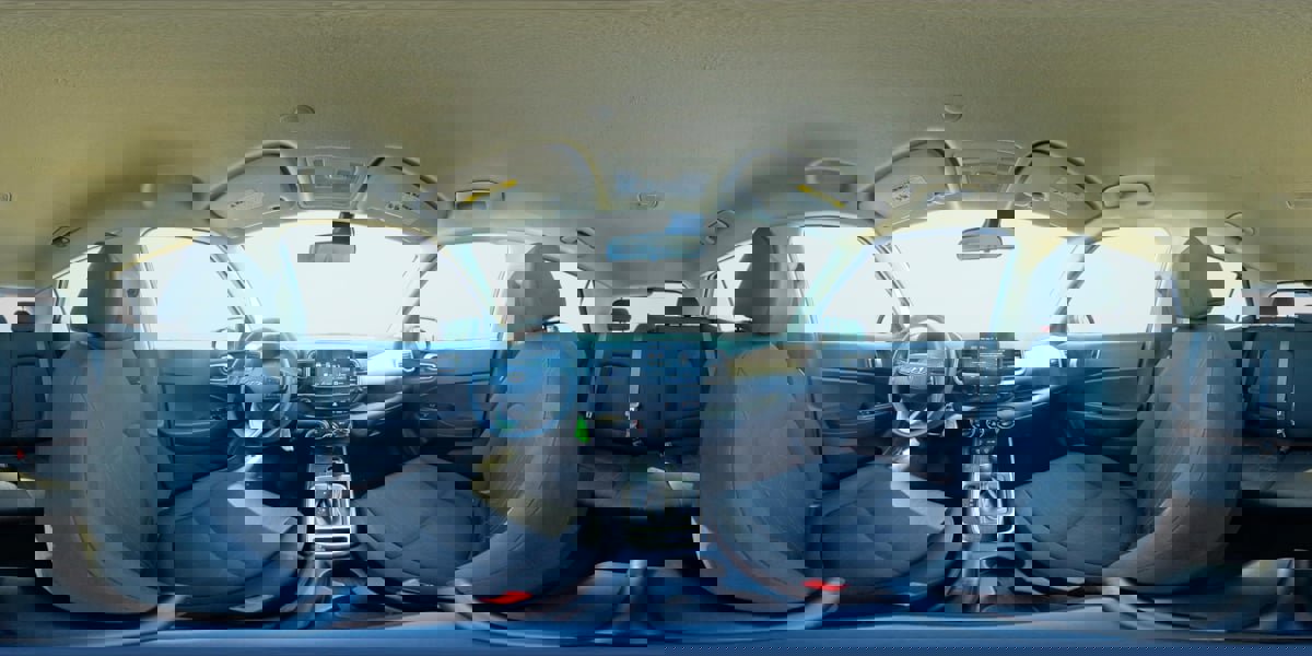 Used 2024 Hyundai Venue SE image 34