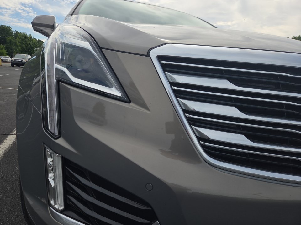 Used 2018 Cadillac XT5 Premium Luxury AWD/4WD image 28